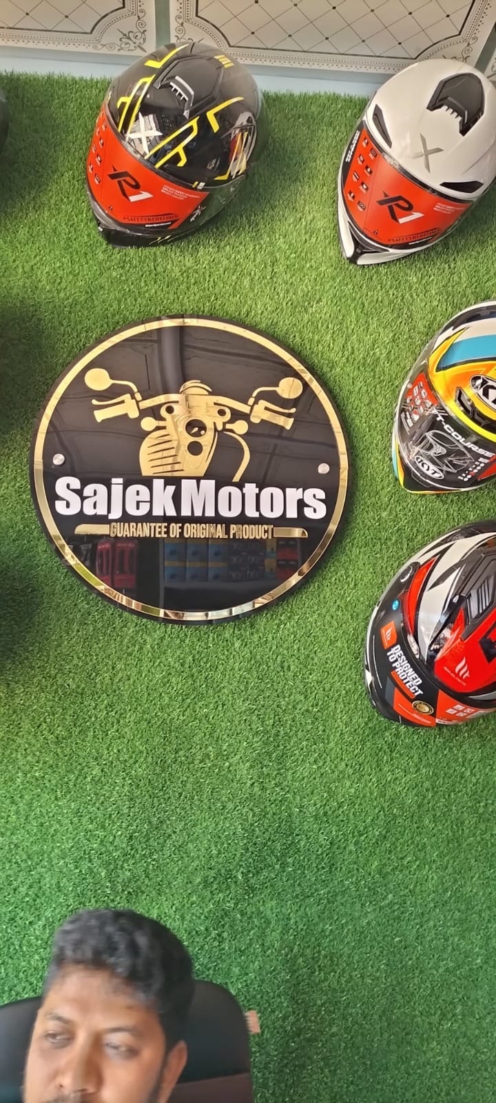 Caligroove Custom Round Sign – Black Edition